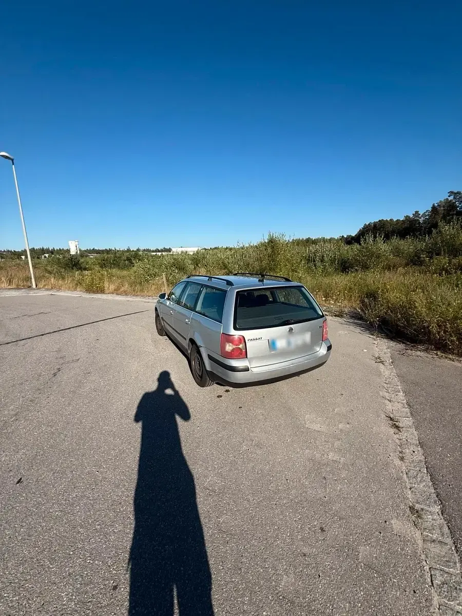 Gebraucht VW Passat 131 PS (96 kW) 2004 Silber Kombi