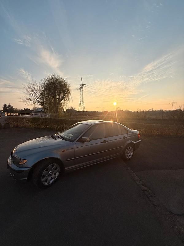 Gebraucht BMW 316 2004 Silber Limousine