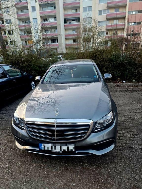 Gebraucht Mercedes E350 258 PS (189 kW) 2017 Grau Limousine