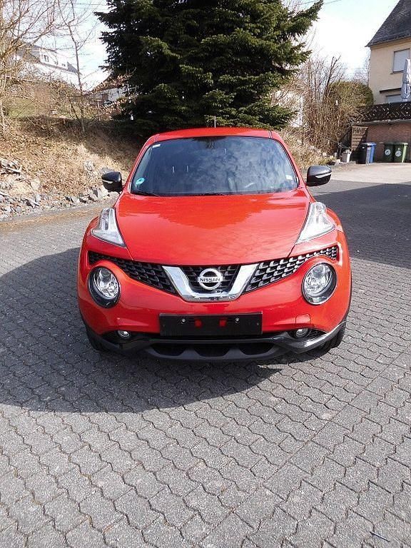 Gebraucht Nissan Juke N-Connecta 116 PS (85 kW) 2016 Rot SUV