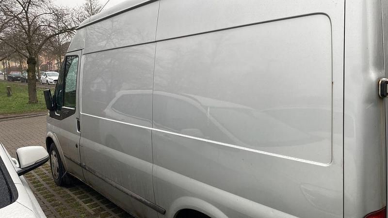 Gebraucht Ford Transit 116 PS (85 kW) 2011 Silber