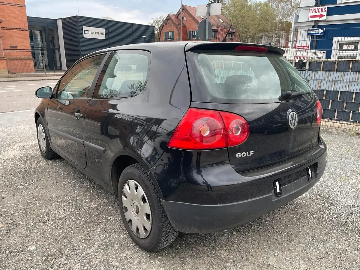Gebraucht VW Golf V 80 PS (58 kW) 2007 Schwarz Kleinwagen