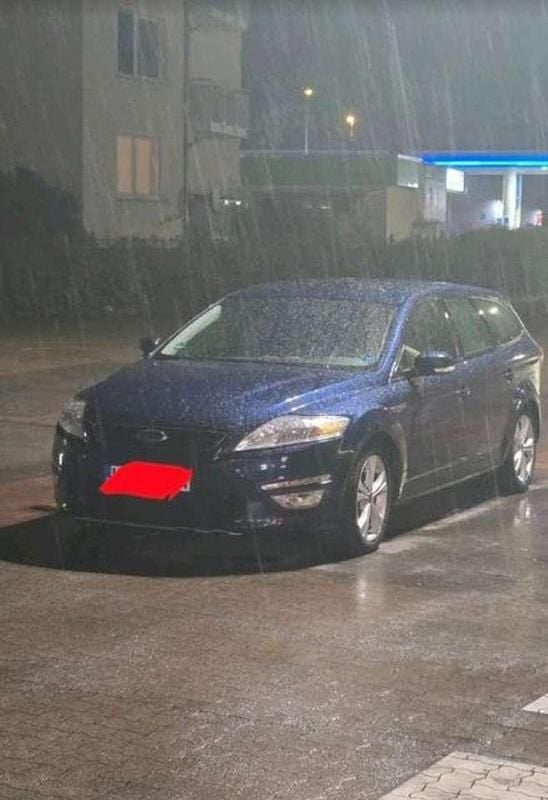 Gebraucht Ford Mondeo Champions Edition 140 PS (102 kW) 2012 Blau Kombi