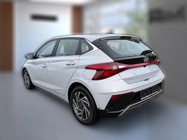 Metallic Gebraucht 2024 Hyundai i20 Advanced | 20.110 € (Fairer Preis) - Bild 1/4