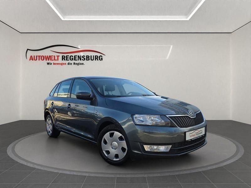 Grau Gebraucht 2015 Skoda Rapid Limousine | 3.490 € (Guter Preis) - Bild 1/4