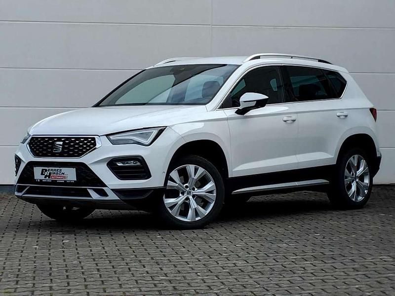 Bila weiß Gebraucht 2021 Seat Ateca Xperience SUV | 24.480 € (Etwas zu teuer) - Bild 1/4
