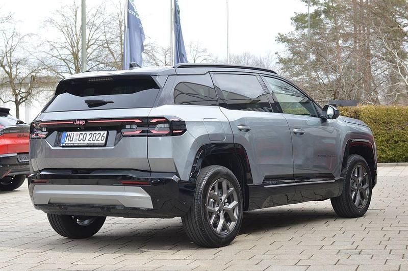 Gebraucht Jeep Compass 145 PS (106 kW) 2026 Grau SUV