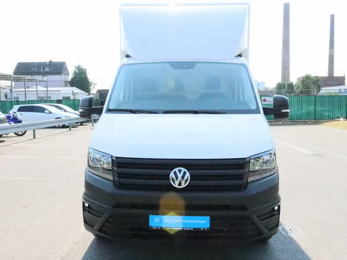 Gebraucht VW Crafter 177 PS (130 kW) 2024 Weiss / candy weiss Van