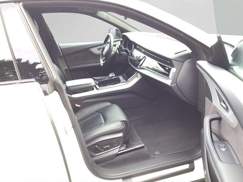 Gebraucht Audi Q8 S-Line 286 PS (210 kW) 2021 Weiß SUV