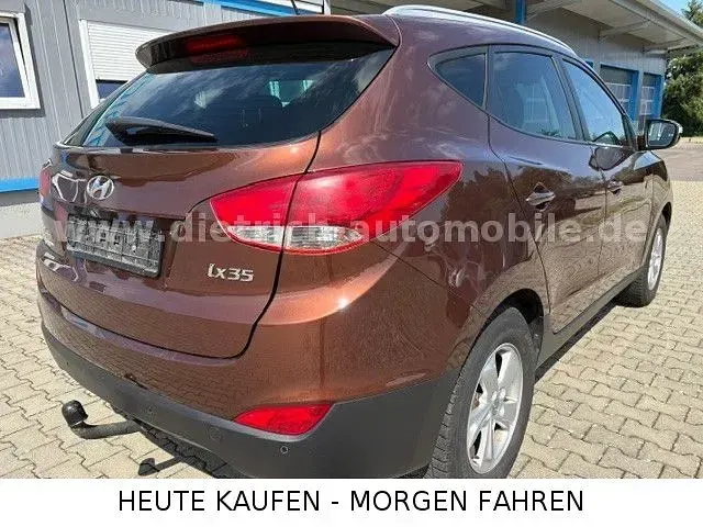 Gebraucht Hyundai ix35 Edition 135 PS (99 kW) 2013 Braun SUV
