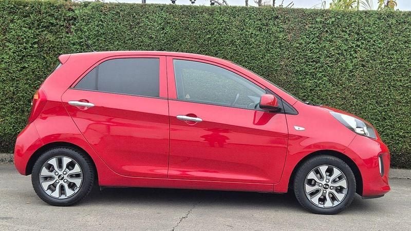 Gebraucht Kia Picanto Start 67 PS (49 kW) 2016 Rot Kleinwagen