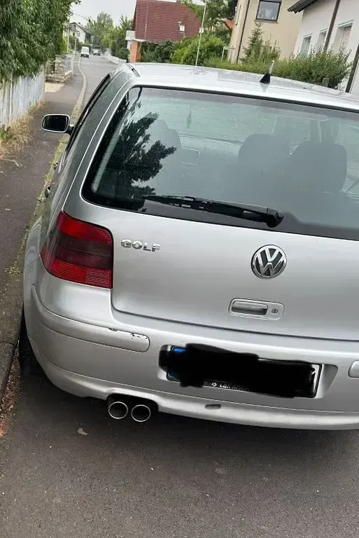 Używany VW Golf IV 75 KM (55 kW) 2003 Szary Sedan/Limuzyna