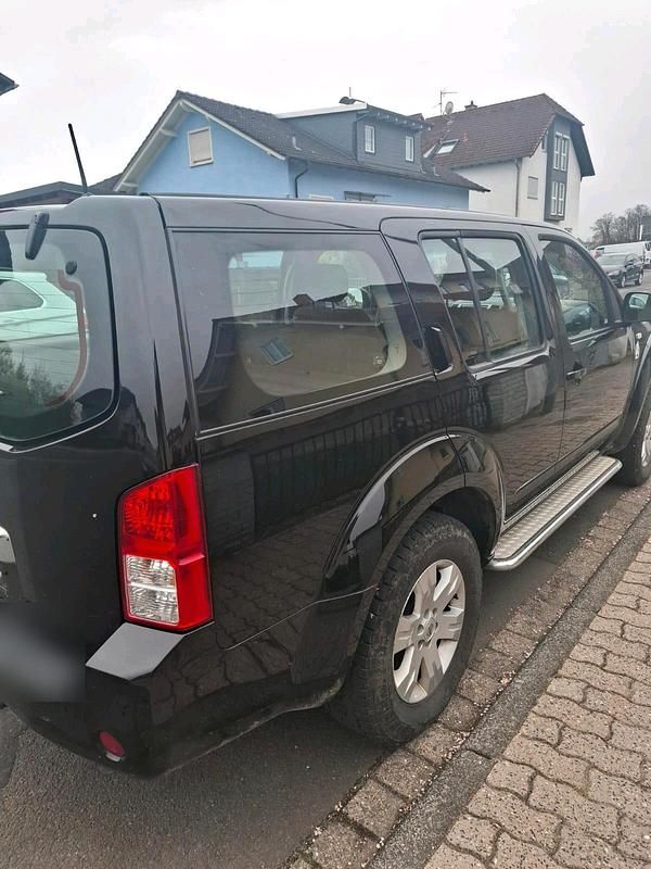 Gebraucht Nissan Pathfinder 170 PS (125 kW) 2005 Schwarz SUV