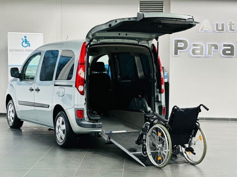 Grau Gebraucht 2012 Renault Kangoo Expression Van / Kleinbus | 16.950 € - Bild 1/4