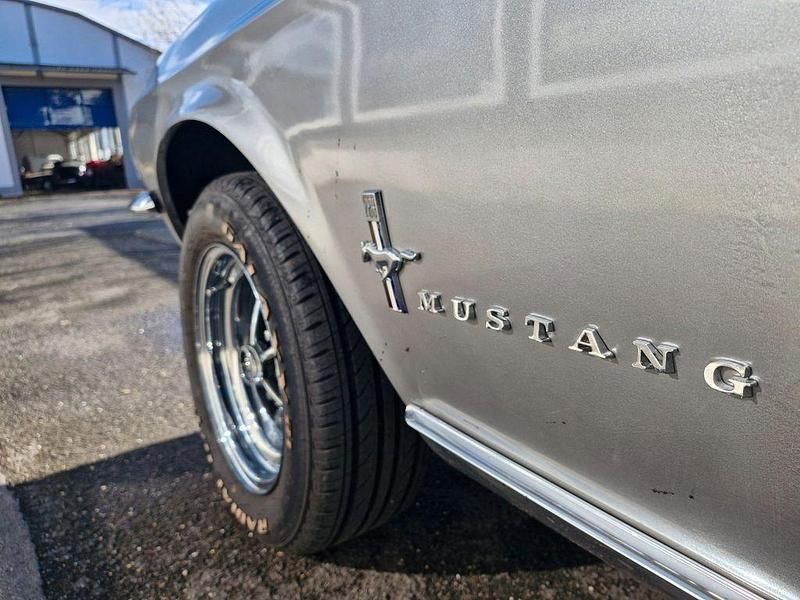 Gebraucht Ford V8 200 PS (147 kW) 1967 Grau Coupé