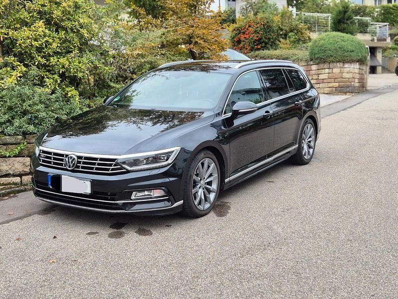 Schwarz Gebraucht 2015 VW Passat Kombi | 13.500 € (Fairer Preis) - Bild 1/4