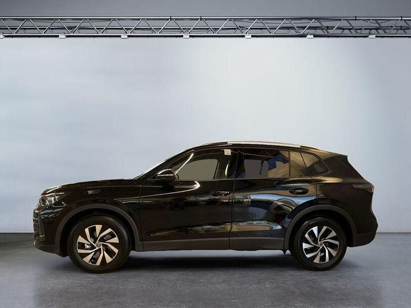 Neu VW Tiguan 150 PS (110 kW) 2025 Schwarz SUV
