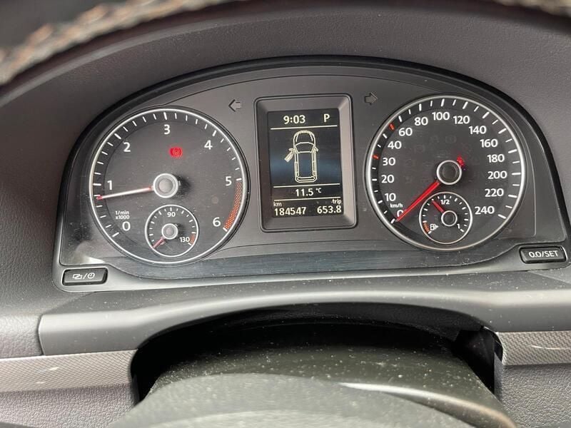 Blau Gebraucht 2012 VW Touran Van / Kleinbus | 8.500 € (Guter Preis) - Bild 1/4