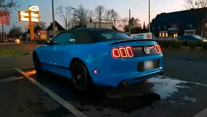 Gebraucht Ford Mustang 315 PS (231 kW) 2014 Blau Cabrio