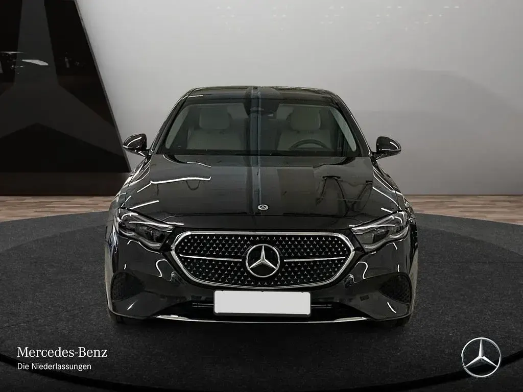 Gebraucht Mercedes E220 Advanced Plus 197 PS (144 kW) 2025 Grau Limousine