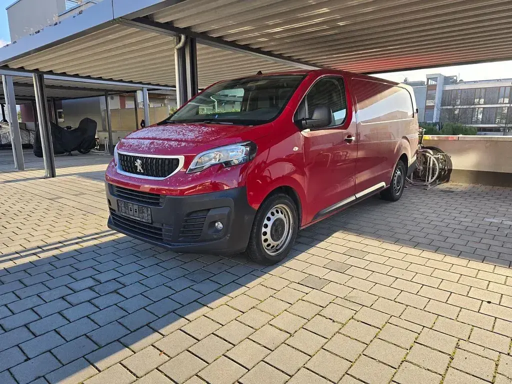 Gebraucht Peugeot Expert 150 PS (110 kW) 2019 Rot Van