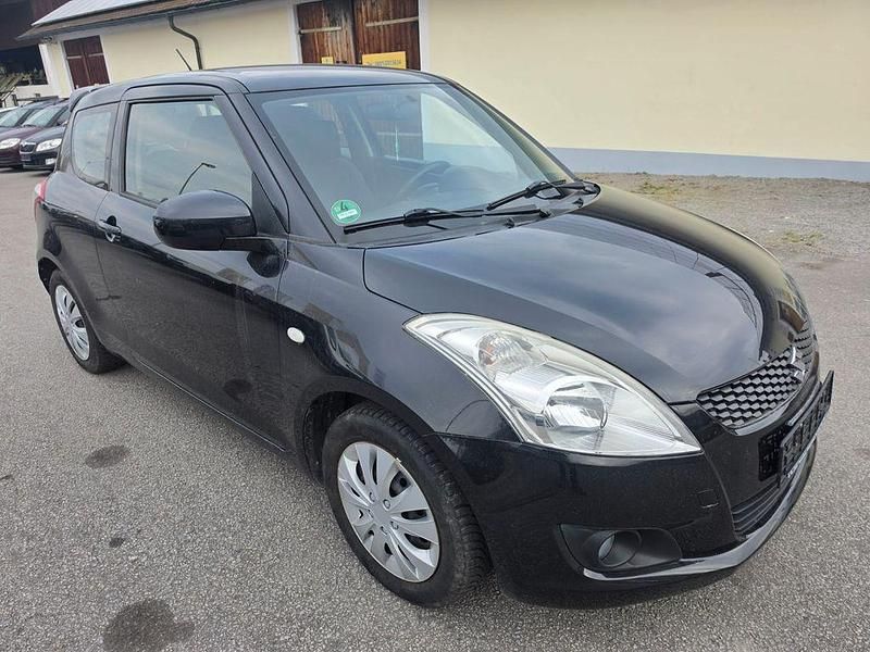 Gebraucht Suzuki Swift Basic 94 PS (69 kW) 2011 Schwarz Kleinwagen