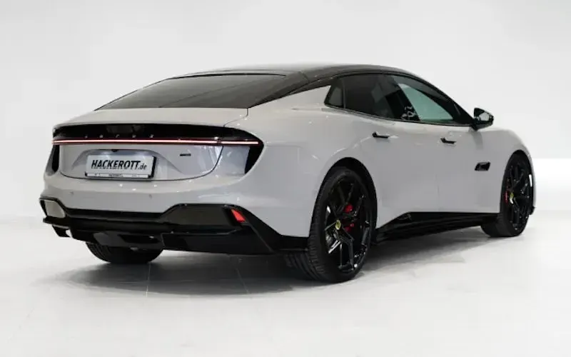 Nowe Lotus Emeya 450 kW (612 KM) 2026 Szary Hatchback