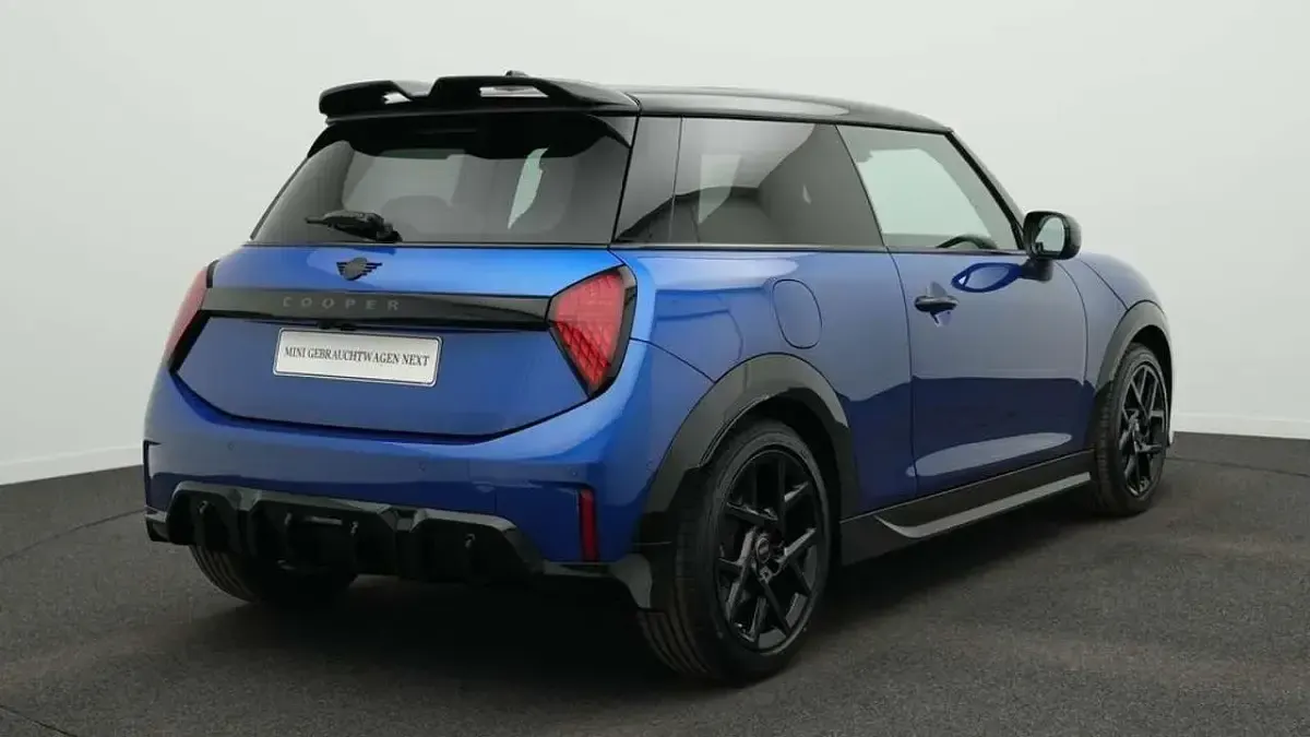 Gebraucht Mini John Cooper Works 156 PS (114 kW) 2025 Blau Kleinwagen