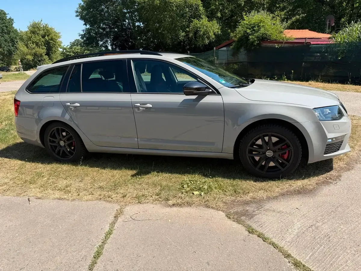 Gebraucht Skoda Octavia RS 220 PS (161 kW) 2017 Grau Kombi