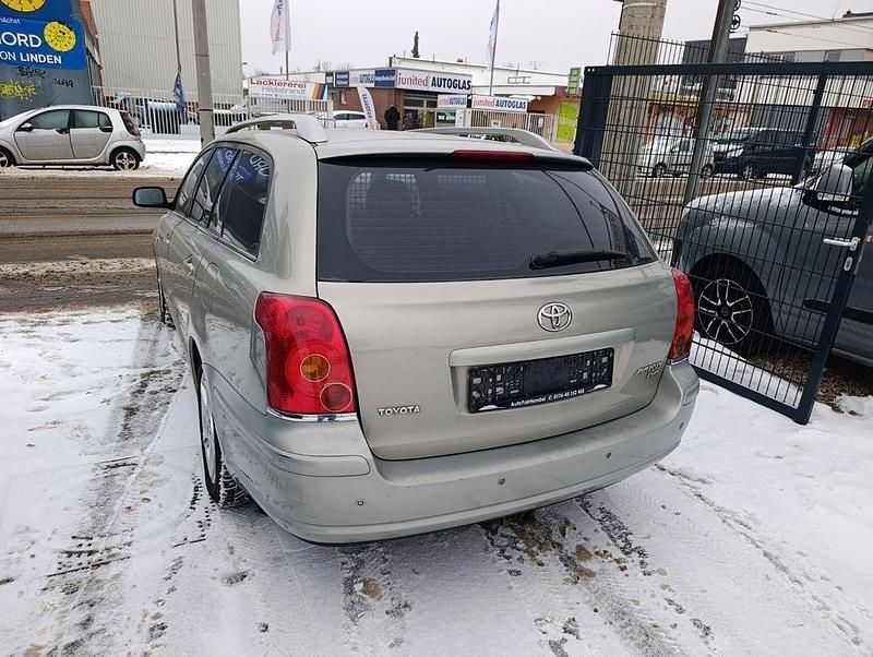 Gebraucht Toyota Avensis Executive 163 PS (119 kW) 2005 Kombi