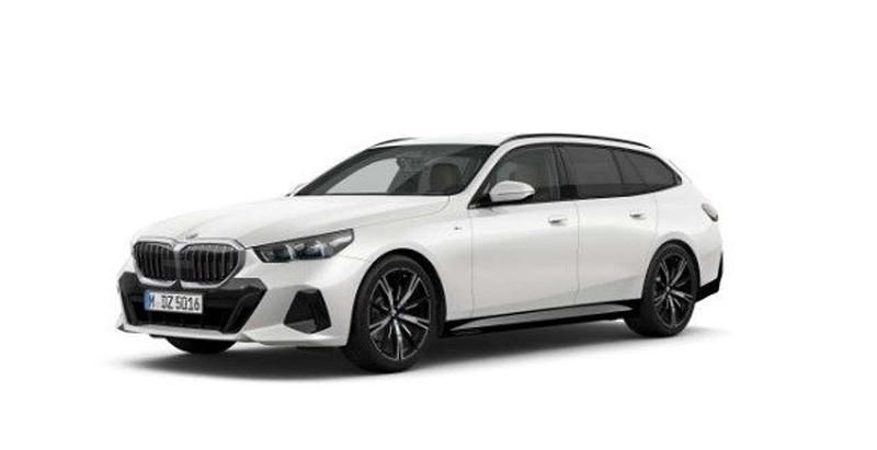 Gebraucht BMW 520 M Sport 208 PS (152 kW) 2025 Mineralweiss Kombi