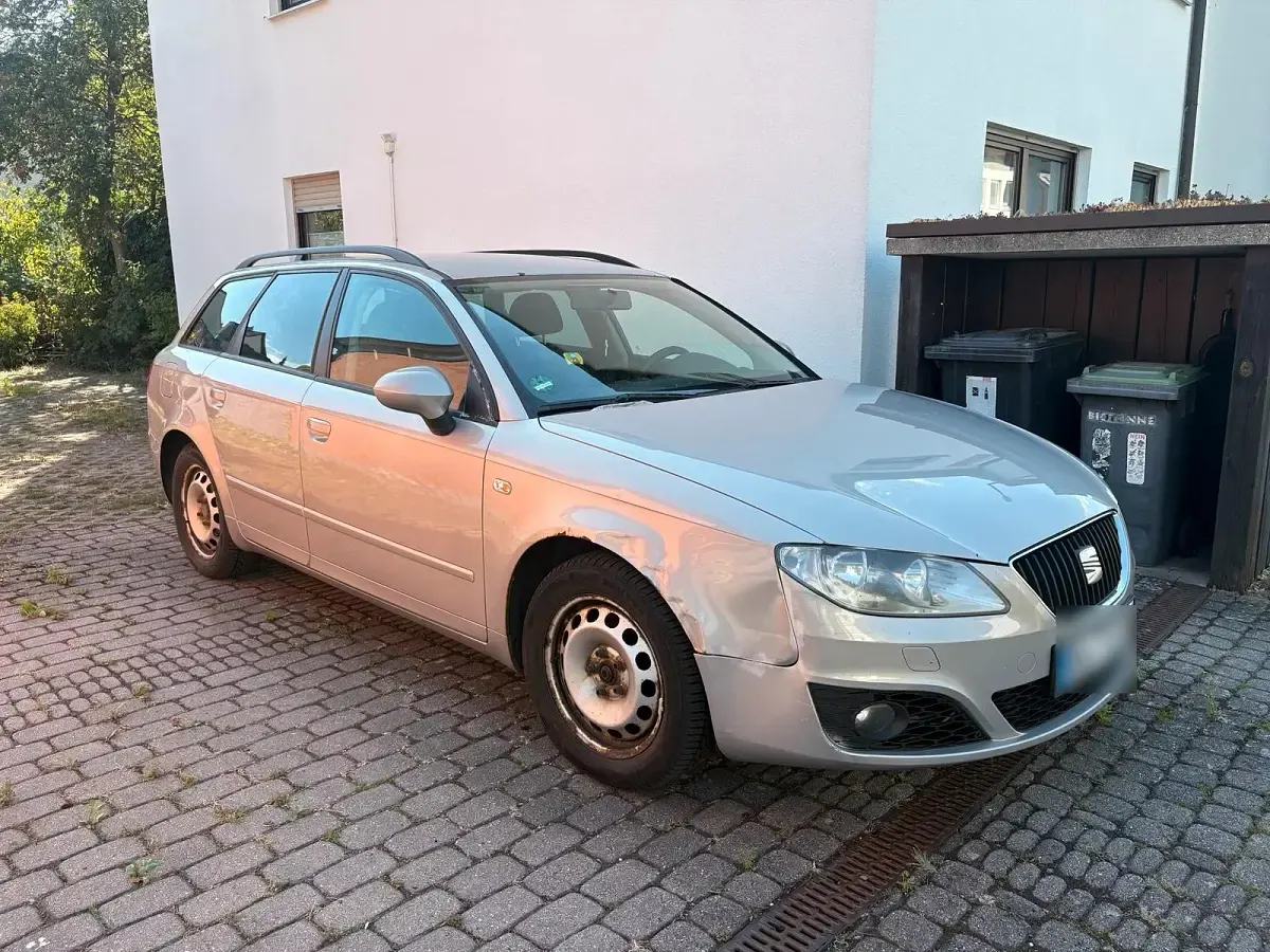 Gebraucht Seat Exeo 143 PS (105 kW) 2012 Silber Kombi