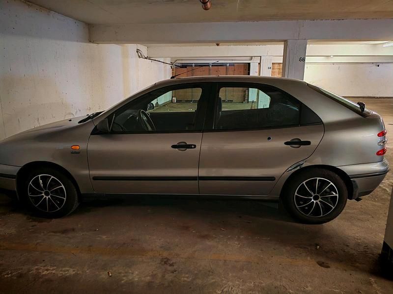 Silber Gebraucht 1996 Fiat Brava Kleinwagen | 1.000 € - Bild 1/4