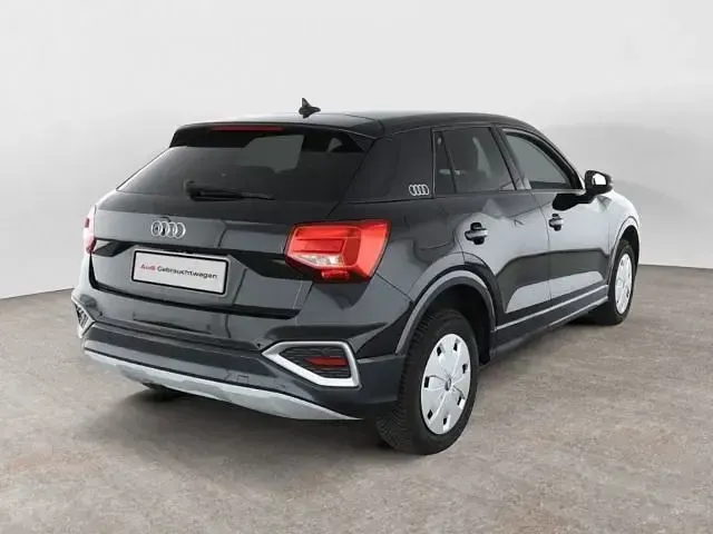 Gebraucht Audi Q2 Advanced Plus 116 PS (85 kW) 2025 Mythosschwarz metallic SUV