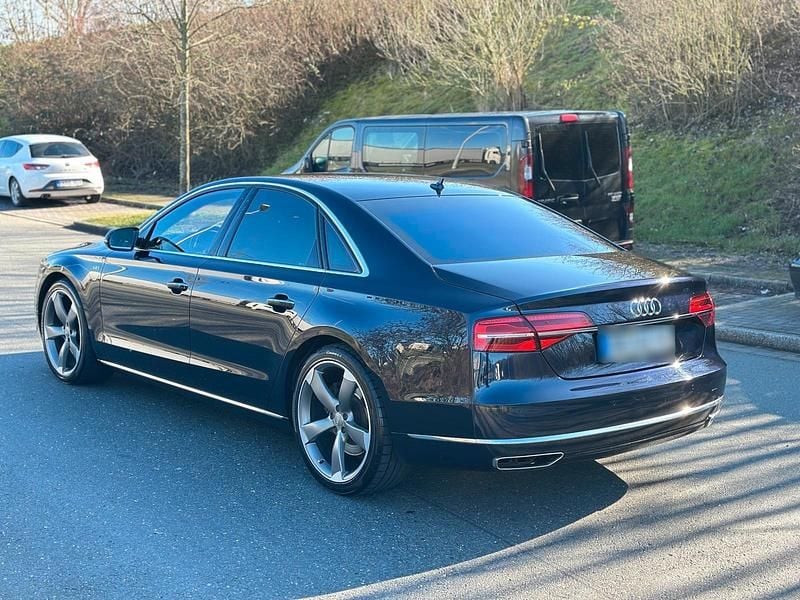Gebraucht Audi A8 385 PS (283 kW) 2014 Blau Limousine