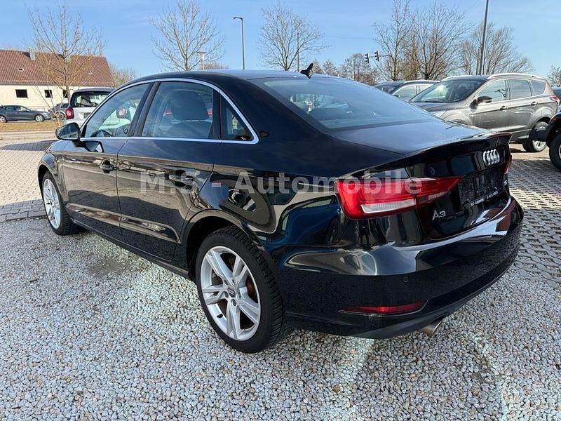 Gebraucht Audi A3 Ambiente 116 PS (85 kW) 2018 Schwarz Limousine
