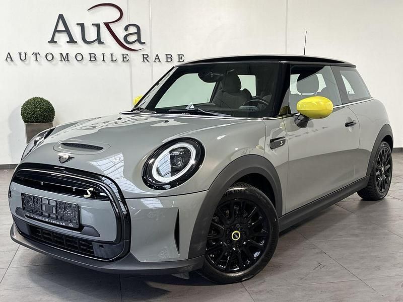 Grau Gebraucht 2022 Mini Cooper SE Classic Kleinwagen | 17.449 € (Fairer Preis) - Bild 1/4