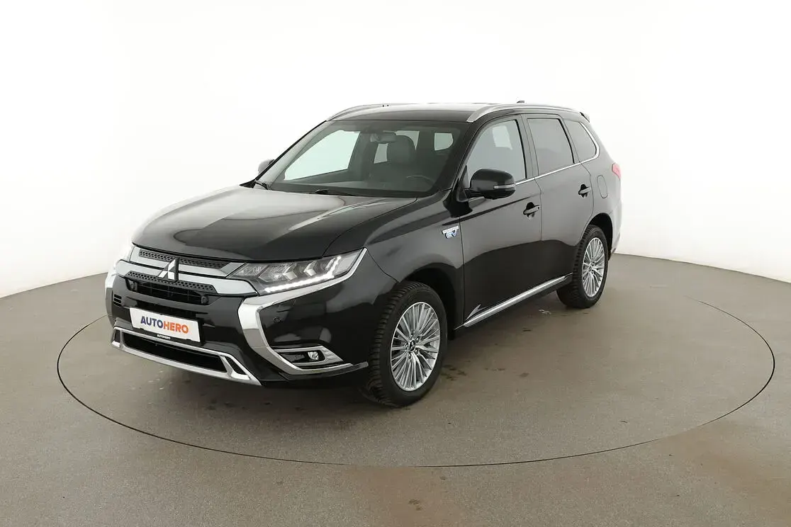 Gebraucht Mitsubishi Outlander P-HEV Edition 311 PS (228 kW) 2019 SUV