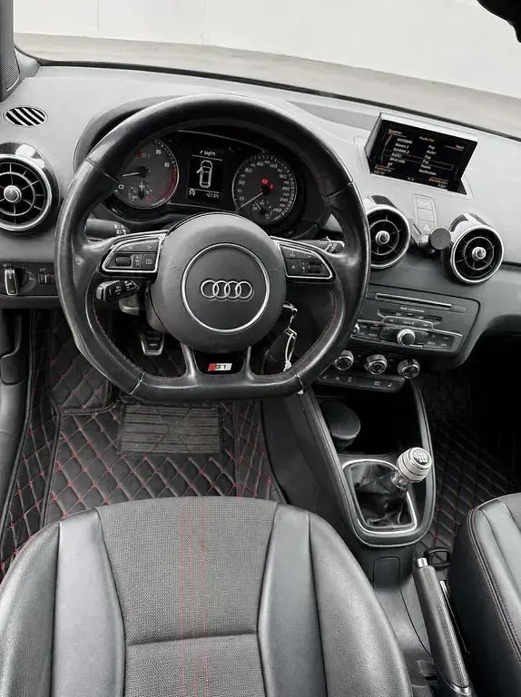 Gebraucht Audi S1 Sportback Sport 231 PS (169 kW) 2017 Grau Kleinwagen