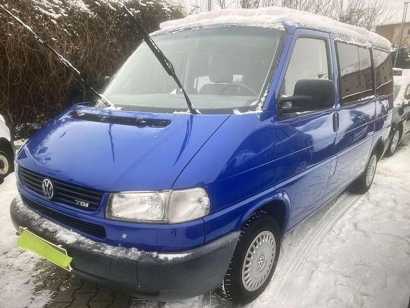 Gebraucht VW Multivan 102 PS (75 kW) 2000 Blau Van
