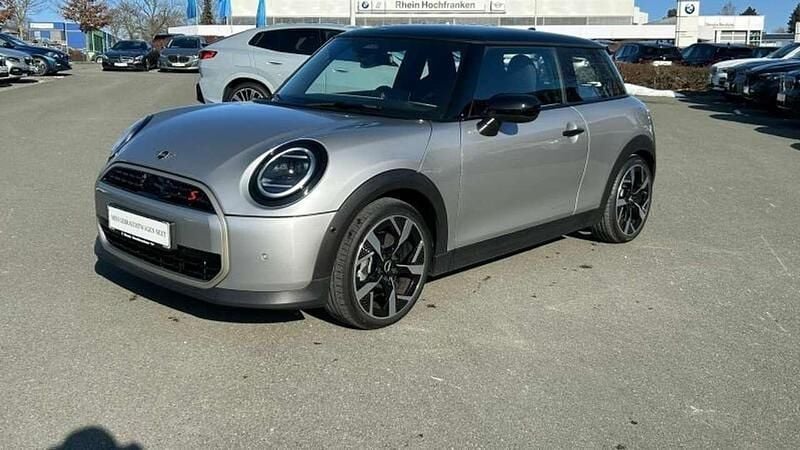Gebraucht Mini Cooper S Coupé 204 PS (150 kW) 2025 Melting silver iii Coupé