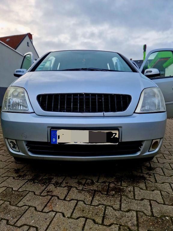 Gebraucht Opel Meriva 90 PS (66 kW) 2005 Silber Van / Kleinbus