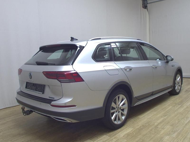 Gebraucht VW Golf Alltrack 200 PS (147 kW) 2022 Silber Kombi