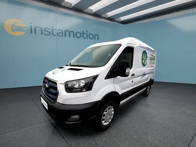 Gebraucht Ford Transit 135 kW (184 PS) 2023 Weiß Limousine