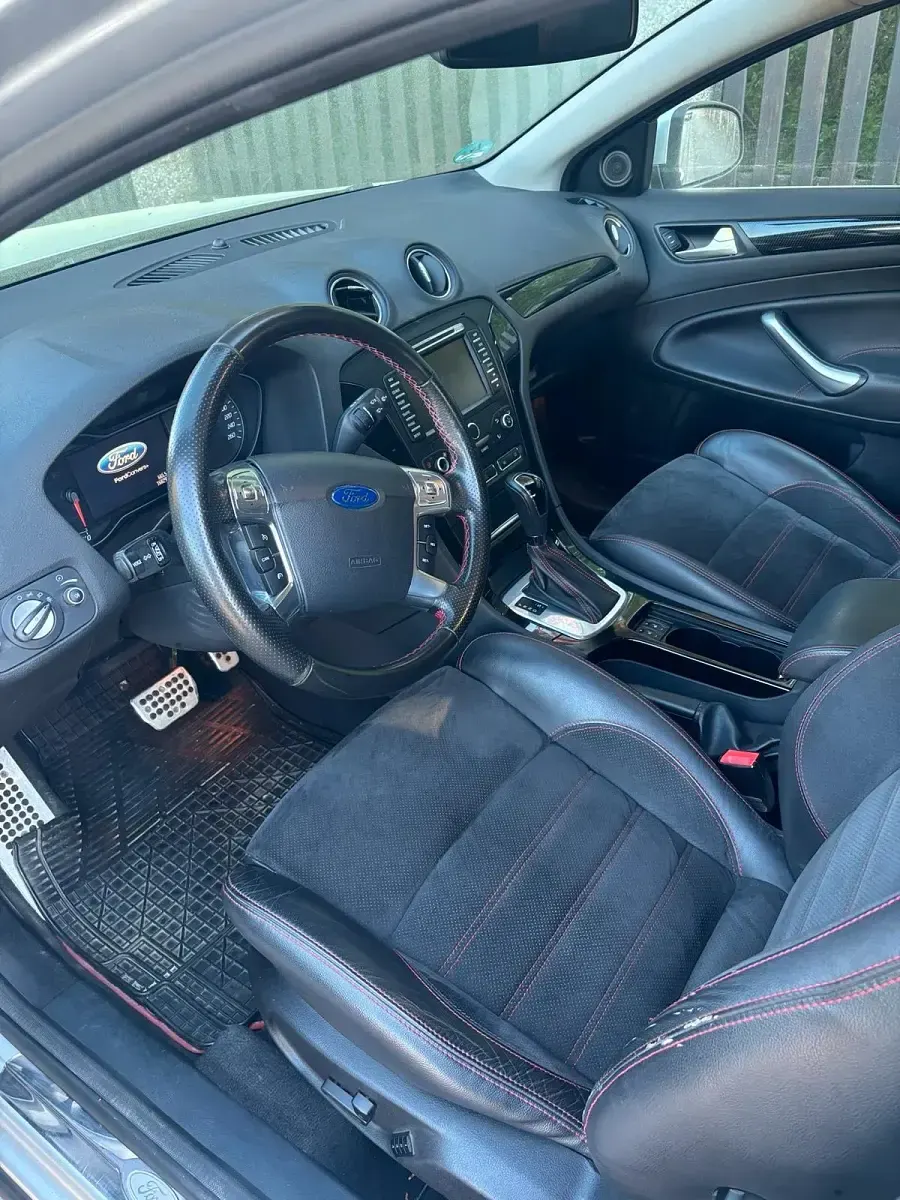 Gebraucht Ford Mondeo 200 PS (147 kW) 2012 Silber Limousine