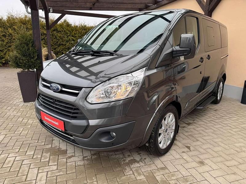 Gebraucht Ford Tourneo Titanium 170 PS (125 kW) 2017 Magneticgrau (metallic) Van / Kleinbus