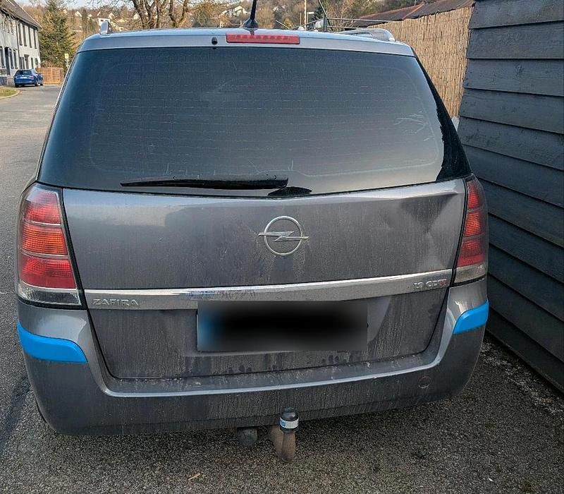 Brugt Opel Zafira 150 HK (110 kW) 2006 Grå MPV
