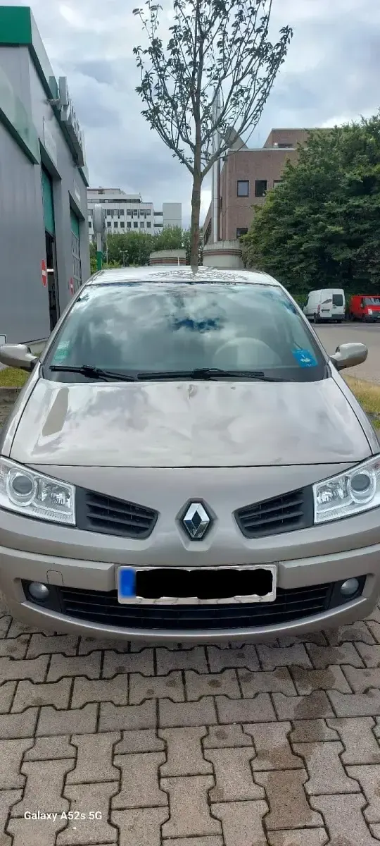 Gebraucht Renault Mégane 116 PS (85 kW) 2008 Beige Limousine
