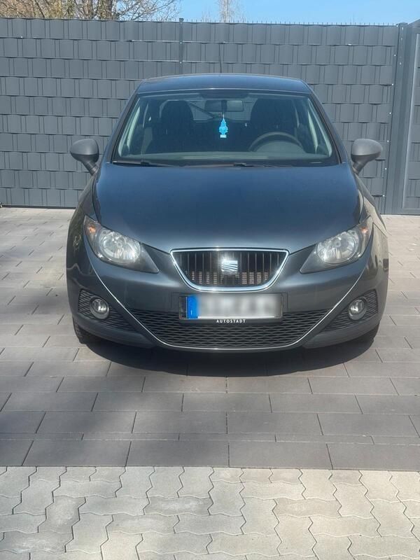 Grau Gebraucht 2012 Seat Ibiza Ecomotive Kleinwagen | 2.490 € (Fairer Preis) - Bild 1/4