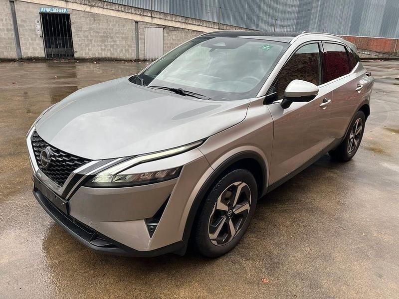 Silber Gebraucht 2023 Nissan Qashqai N-Connecta SUV | 17.182 € (Superpreis) - Bild 1/4
